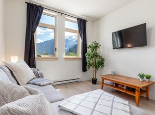 7330 Arbutus St #309, Pemberton, BC V0N2L1