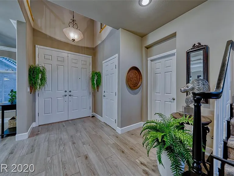2535 Holman Cir — Photo 25