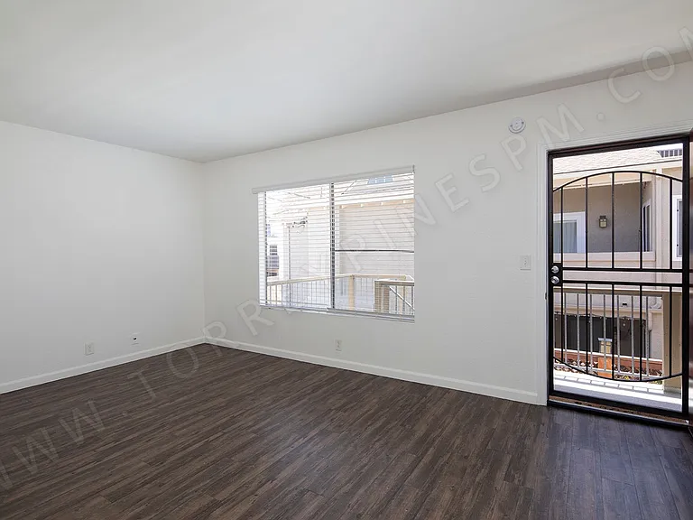 4739 Mansfield Street — Photo 4