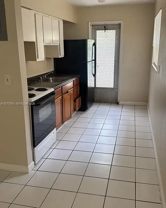 1105 SW 15th Ter #4