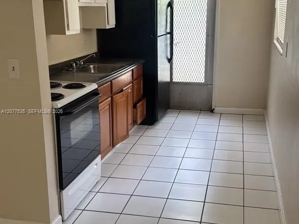 1105 SW 15th Ter APT 4, Fort Lauderdale, FL 33312