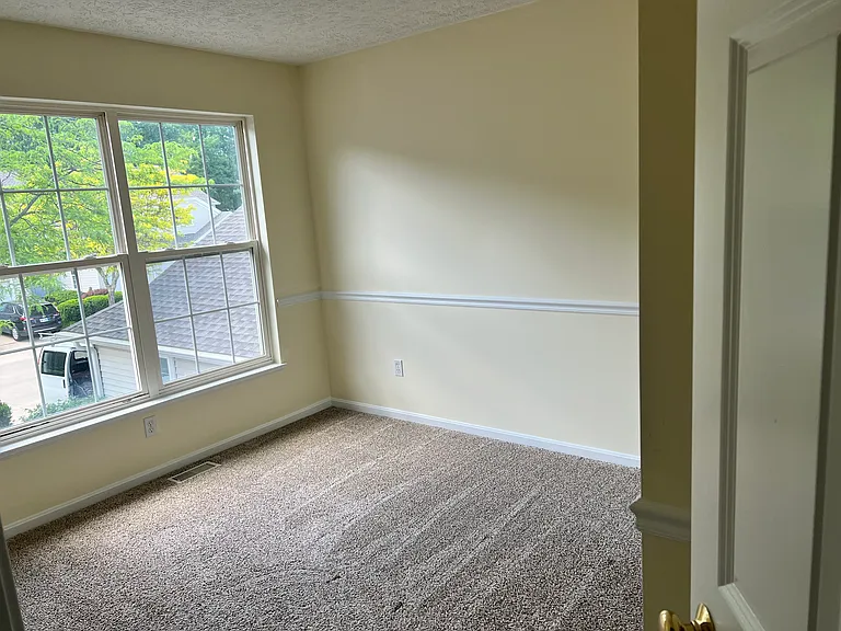 2563 Wyndgate Ct — Photo 10