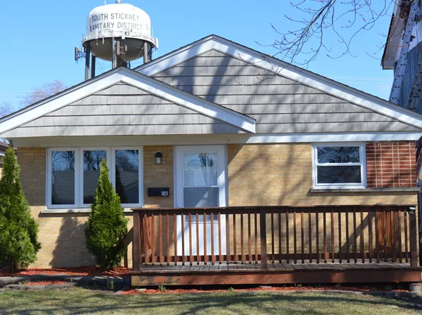 7829 Lawler Ave, Burbank, IL 60459