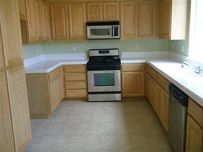 3rd image of 5418 Flintridge Ct