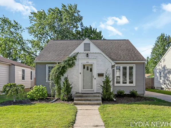 268 W 15th St, Holland, MI 49423