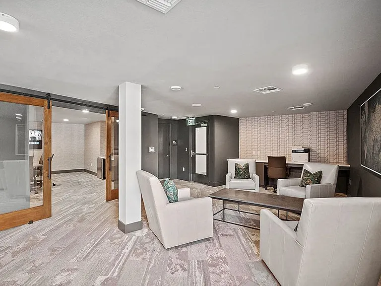 The District at Scottsdale Apartments — Photo 27