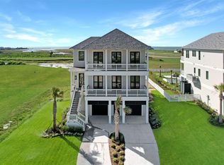 21222 Scissor Tail Ln, Galveston, TX 77554