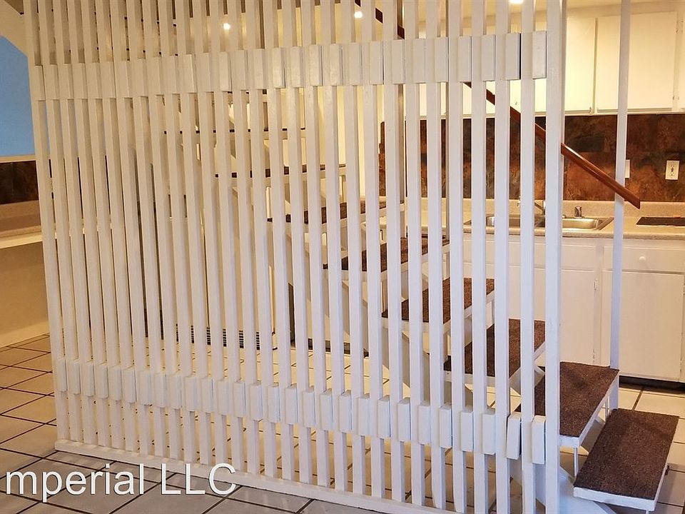 1st image of 385 N Michigan Ave APT 1