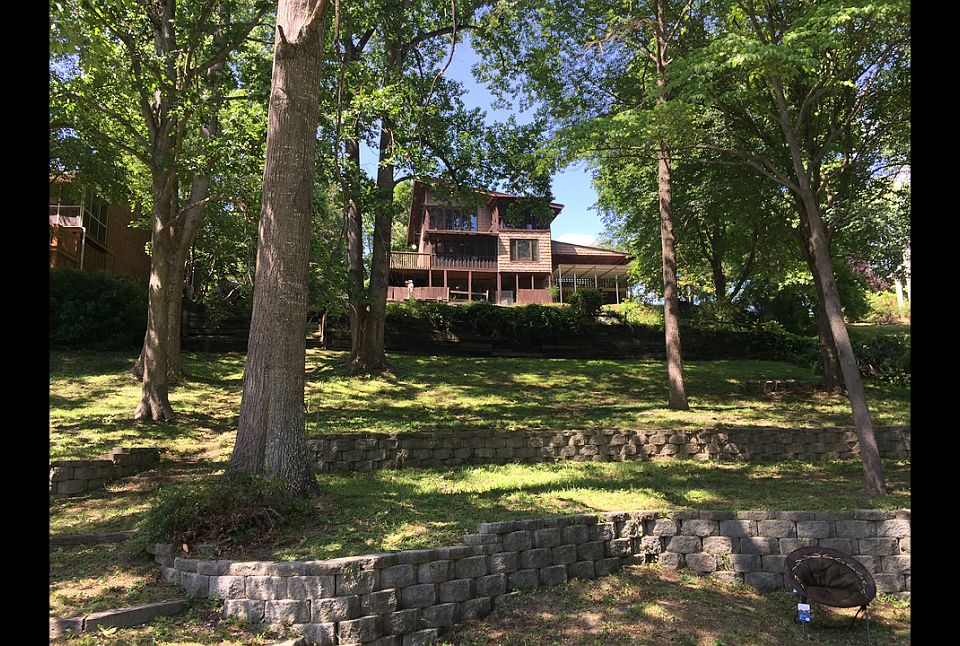 1st image of 129 Candlewood Dr