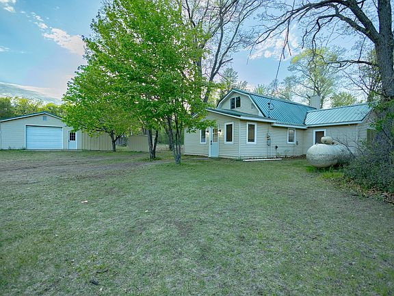 2nd image of 2481 Sunny Acres Ln