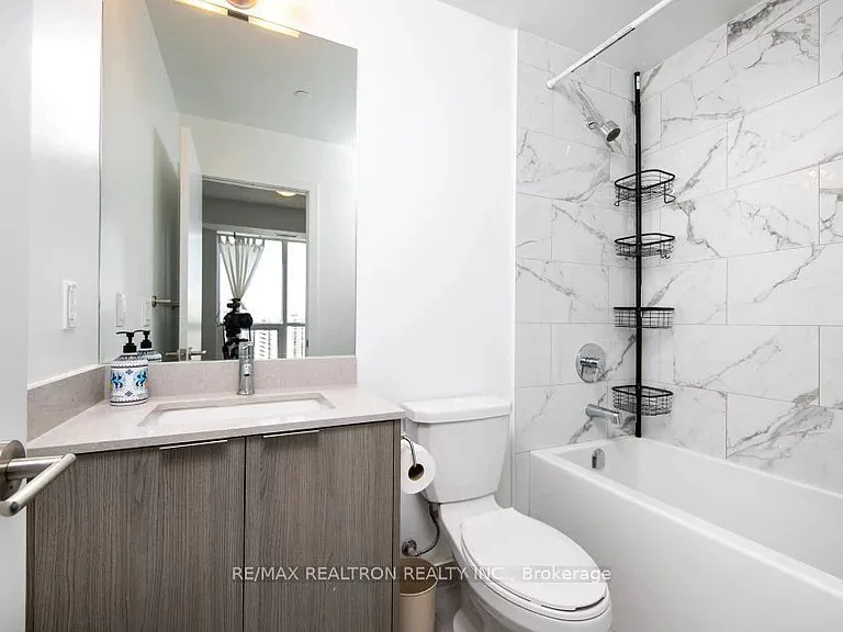 38 Forest Manor Rd #1307 — Photo 9