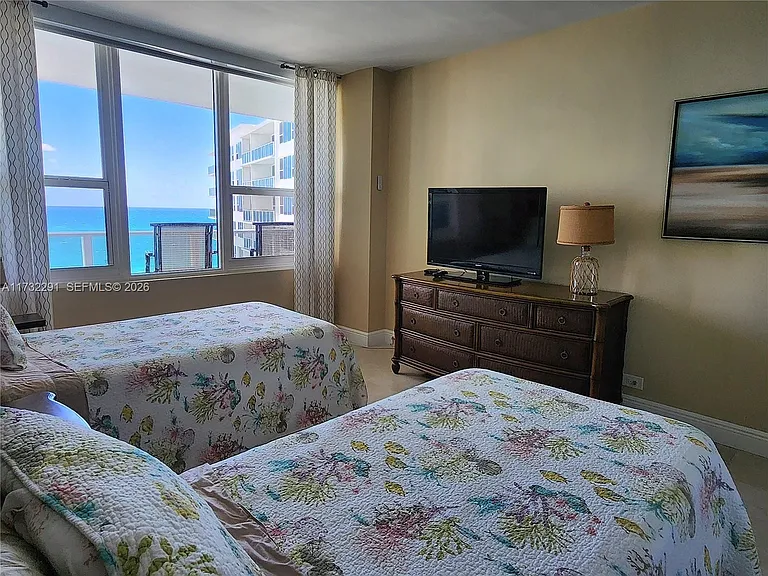3505 S Ocean Dr #1206 — Photo 12