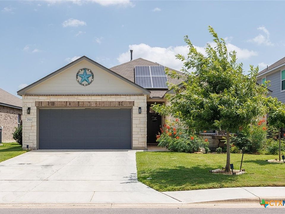 1st image of 753 Willowbrook