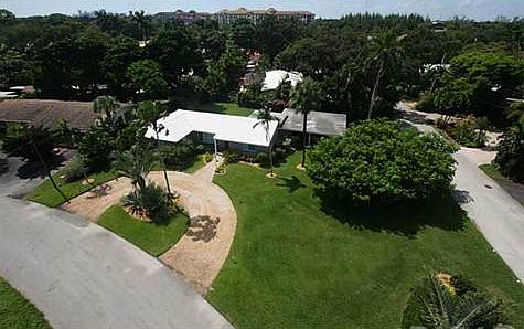 1st image of 1512 NE 28th Dr