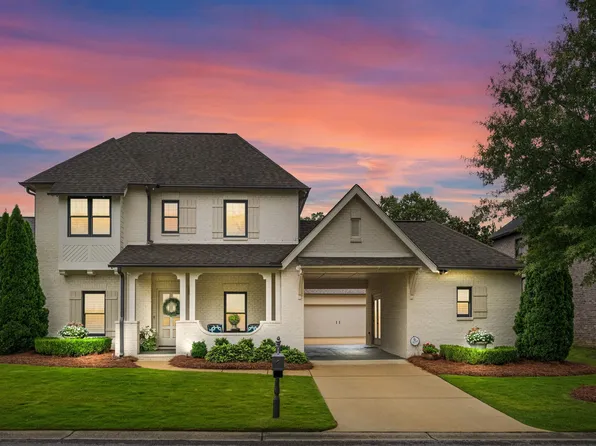 664 Provence Dr, Vestavia, AL 35242