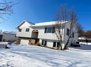 124 Robyn Rdg, Mount Horeb, WI 53572