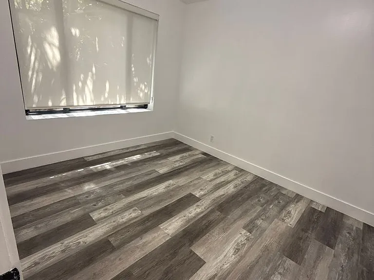 1639 Madison St — Photo 33