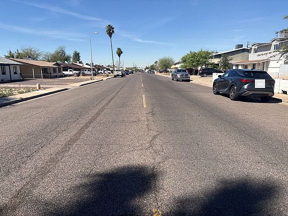 4th image of 8108 W Osborn Rd