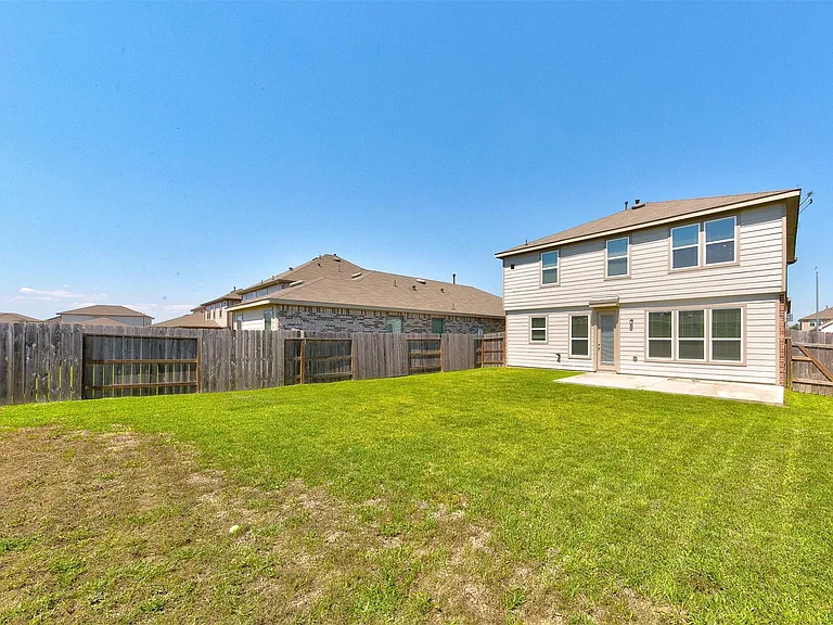 7218 Bakersfield Ct — Photo 33