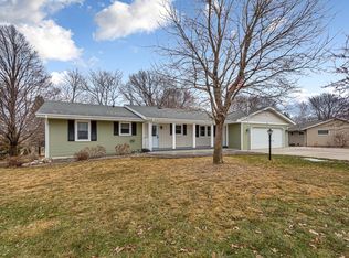 105 Kaukis Dr, Le Sueur, MN 56058