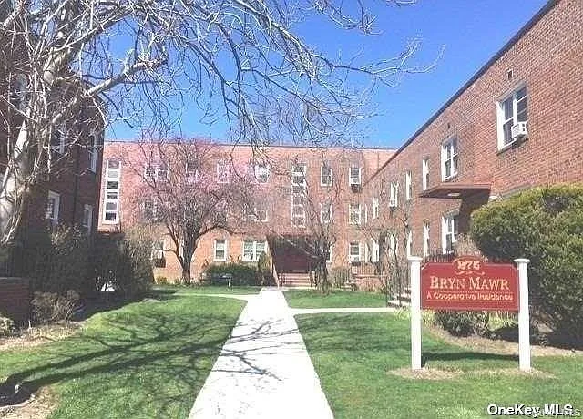 1 bed, 1.0 bath, $2,500 — Photo 1