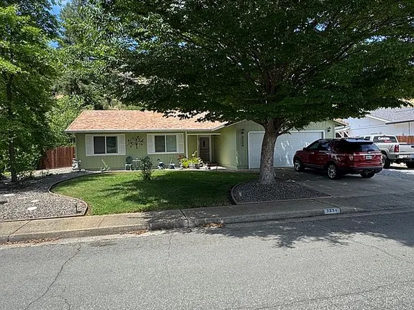 3234 Harlan Dr, Redding, CA 96003