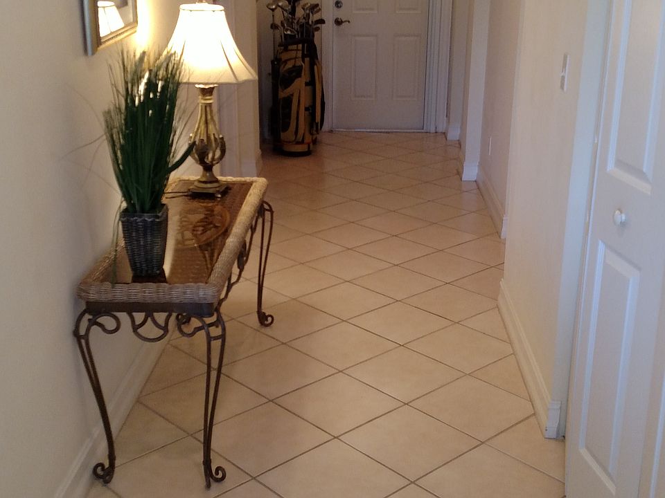 Tiled entry