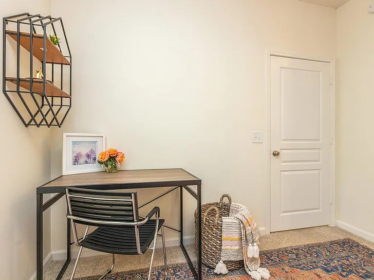 Willow Glen — Photo 37