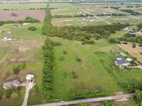 3rd image of 10843 E Line Rd