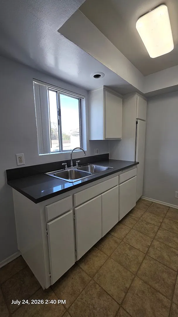 2649 Marengo St — Photo 1