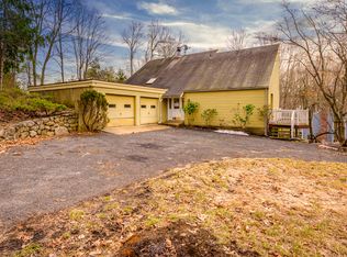 4 Shady Ln, Stamford, CT 06903