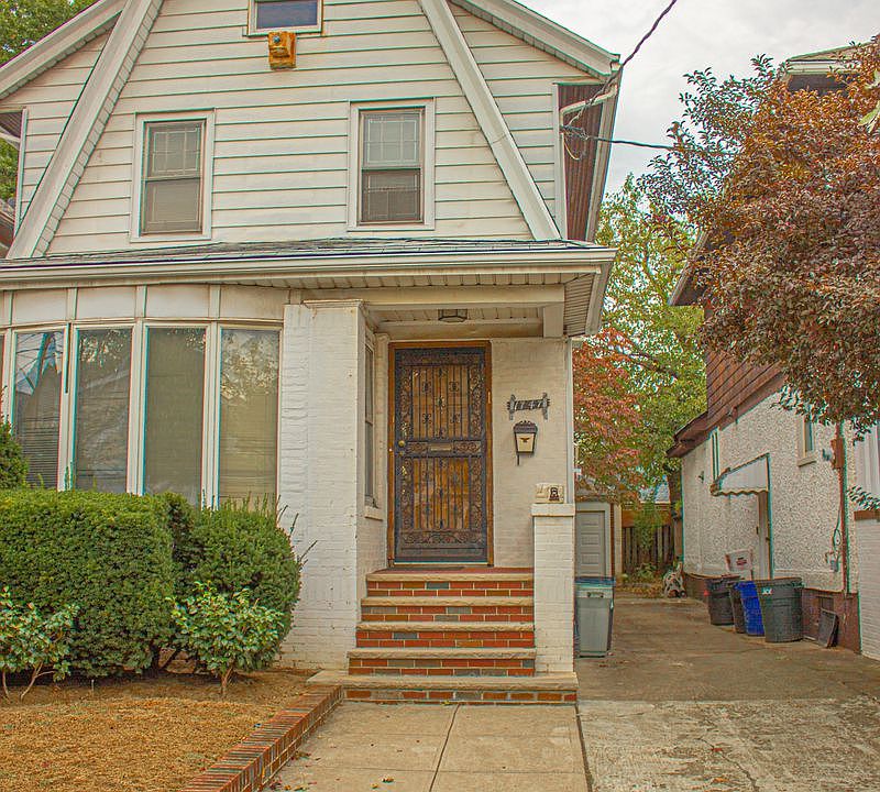 1st image of 1747 E 26th St
