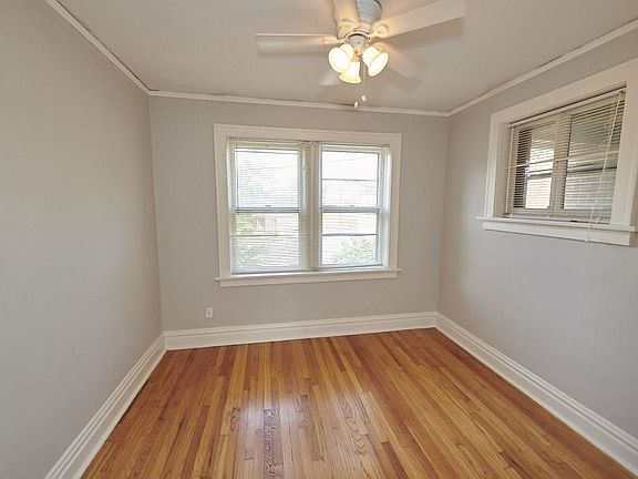 4th image of 4906 Itaska St #17