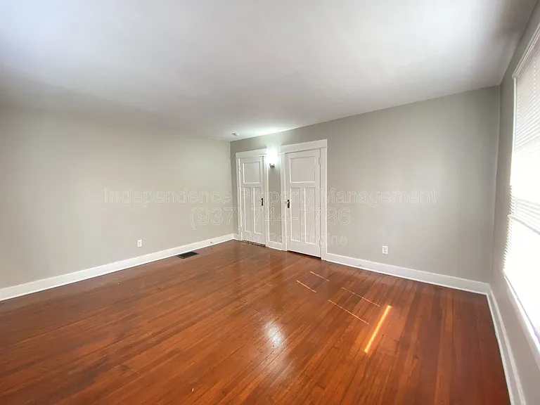 26 W Beechwood Ave — Photo 11
