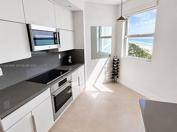 3rd image of 4201 Collins Ave APT 1503