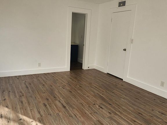 4th image of 517 Dotterel Rd APT 31C
