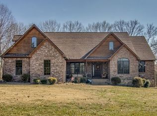 3951 River Glen Dr, Lewisburg, TN 37091