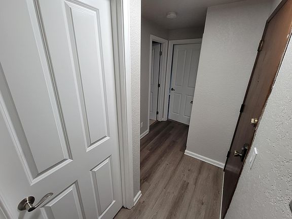 4th image of 4254 7th Ave NE #29f295def