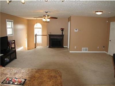 4th image of 21 Deer Valley Dr