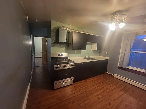 22 Holmes St #2 Photo 1