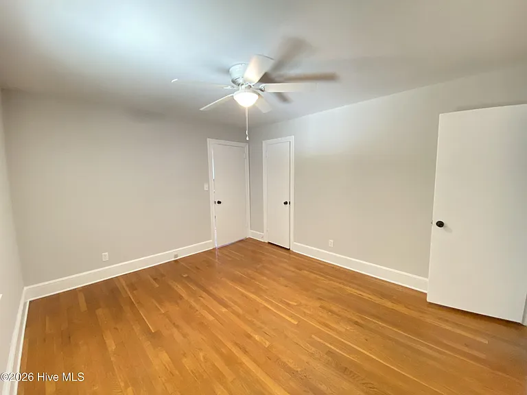 1710 S Elm St — Photo 16