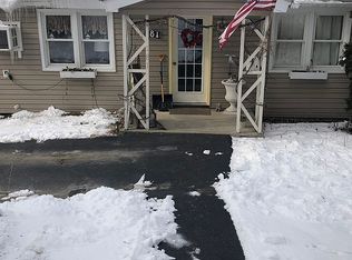 181 New Turnpike Rd, Troy, NY 12182