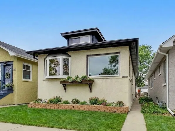 1161 S Ridgeland Ave, Oak Park, IL 60304