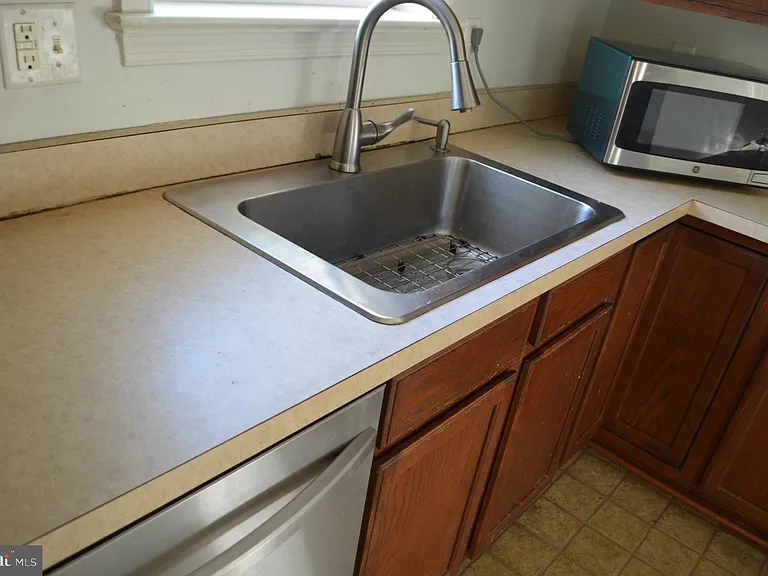 12113 Fallen Timbers Cir — Photo 10