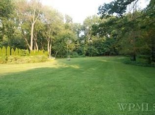 1010 Greacen Point Rd, Mamaroneck, NY 10543