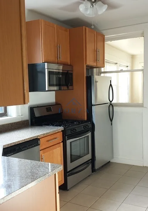 9628 S Ewing Ave #28-1
