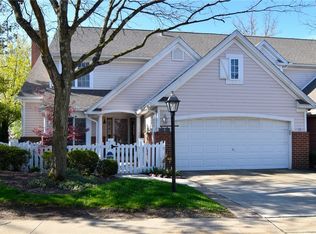 1 Shaker Glen Ln, Shaker Heights, OH 44122
