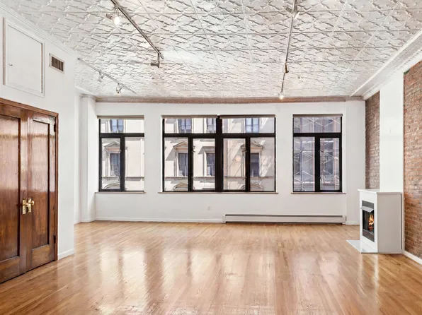 168 5th Avenue image 1 of 10