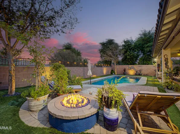 2688 E DANIEL Drive, Gilbert, AZ 85298