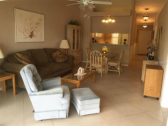 3rd image of 11644 SW Egret Cir APT 1005
